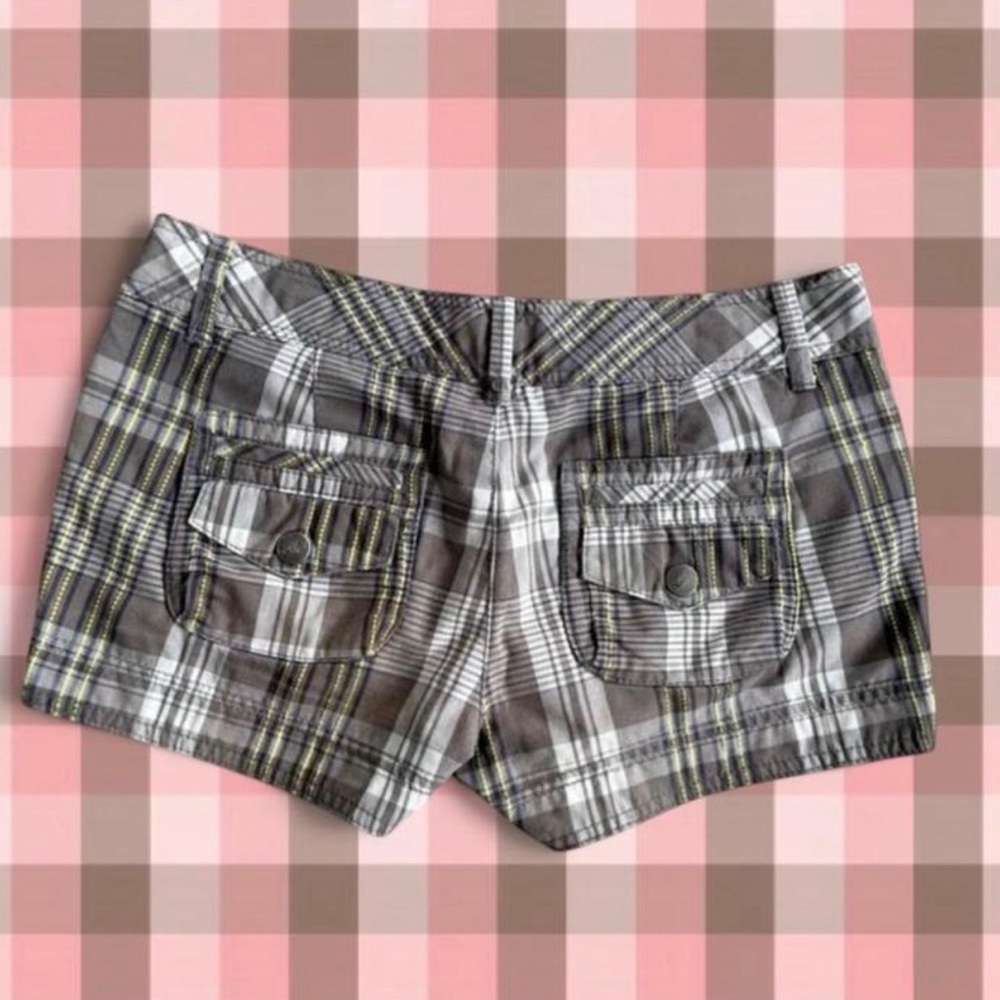 hurley grey plaid mini shorts - Picture 3 of 3